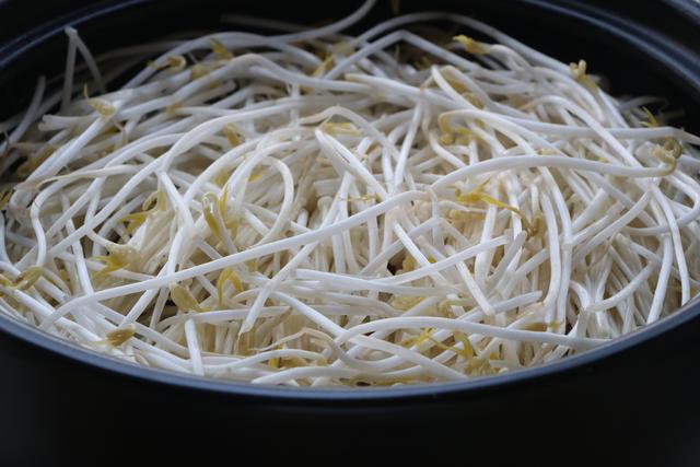 家常炖草鱼怎样做好吃，我家从来不红烧
