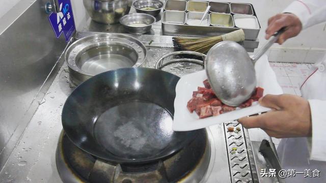生牛肉的做法大全，厨师长教你土豆烧牛肉的正宗做法