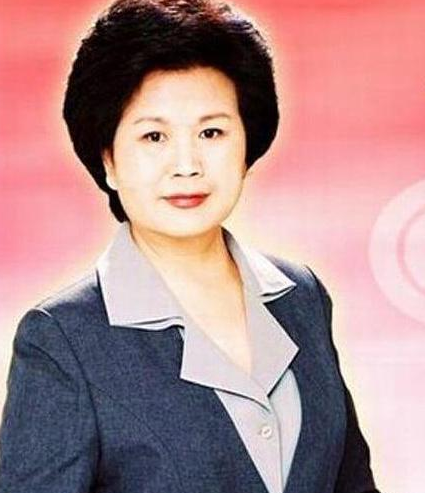 罗京可怕照片图片，罗京真的笑了（28年0失误获央视最高荣誉）