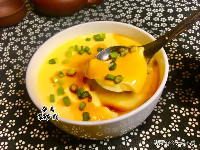 水蒸蛋要蒸多久，水蒸蛋蒸几分钟（蒸出的水蛋才能鲜嫩爽滑）