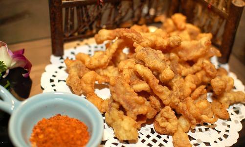 怎么炸里脊肉外酥里嫩，炸里脊的做法外酥里嫩窍门（最好不要裹面粉）