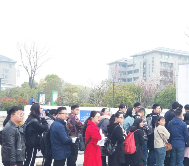 选调生报考条件，选调生报考条件及时间2022内蒙古（大学生想要成为“选调生”）