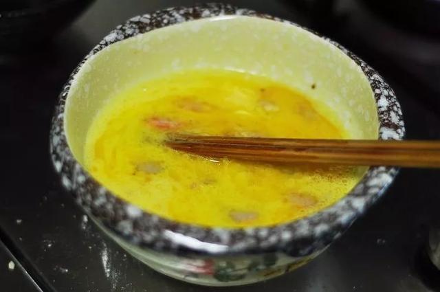 熟虾仁怎么做好吃，煮熟的虾怎么做好吃（好吃到哭的3种虾仁做法）