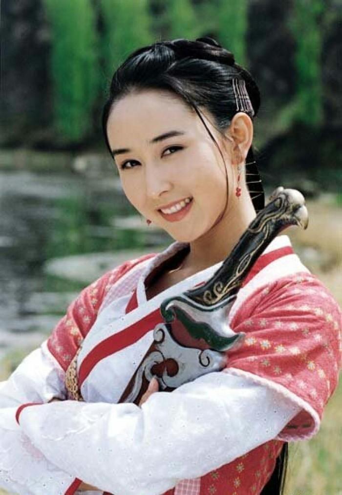 李馨雨爱你啊,李雨英我爱你(章子怡三金影后图片)