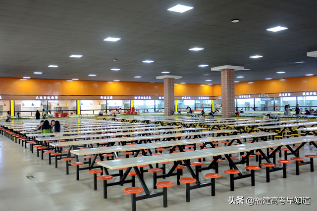 厦门东海学院怎么样，厦门东海职业技术学院怎么样（福建省专科院校食宿条件大比拼）