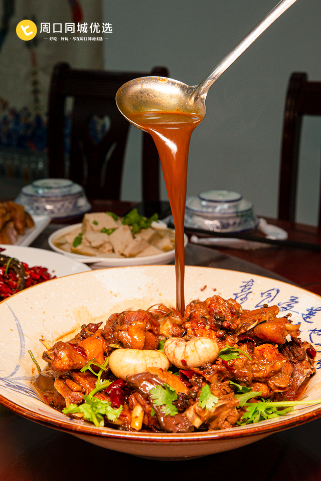 周口好吃的饭店，周口好吃的饭店在哪（周口人爱了十几年的康家饭店）