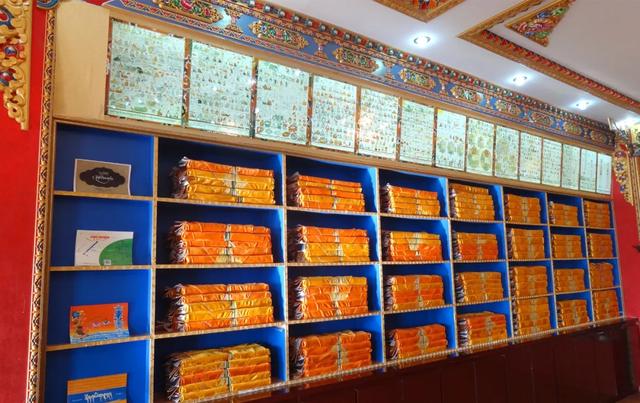 baima（白马），云享甘肃　陇原遗韵（白马白马过隙）