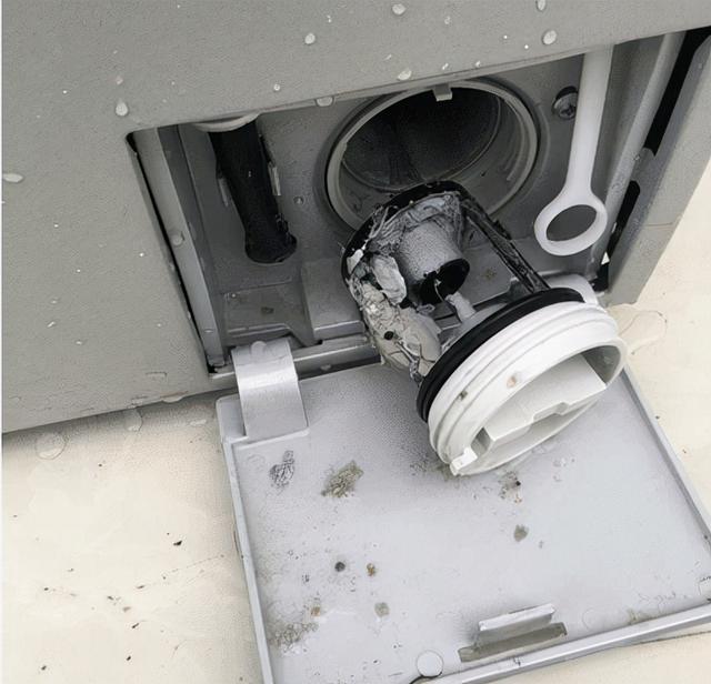 最简单的清洗洗衣机方法,洗衣机快速清洗方法(洗衣机太脏也会影响健康