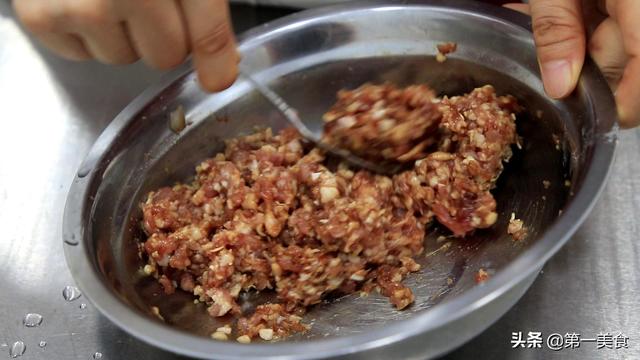 肉卷做法和配方，厨师长教你一个家常肉卷的做法