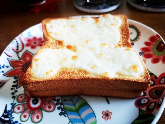 内蒙古自制的干奶酪怎么吃,内蒙古干奶酪图片(锡林郭勒奶酪攻略——带你品草原花样美食) 内蒙古自制的干奶酪怎么吃,内蒙古干奶酪图片(锡林郭勒奶酪攻略——带你品草原花样美食)