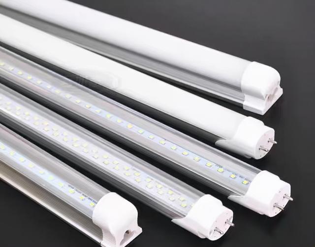 led灯珠电压，LED灯珠串联后的电压怎么计算（日光灯管式LED是怎么工作的呢）