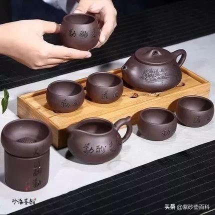 真紫砂壶价格，紫砂壶是真品价格（紫砂壶多少钱才是真的）