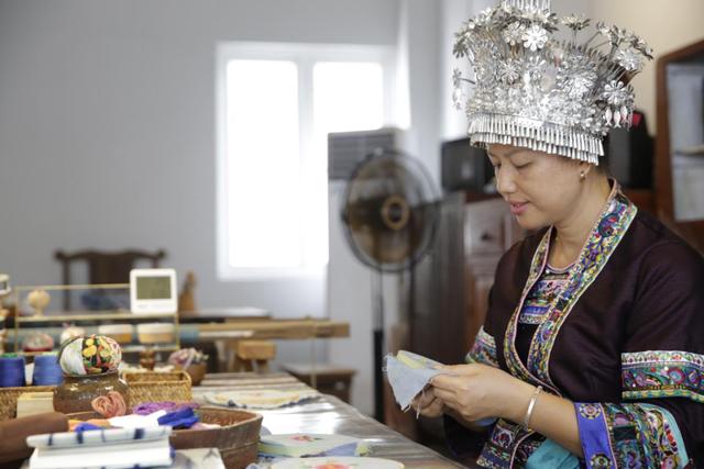 广西苗族概述，广西省主要的少数民族是（在融水，寻找苗族人的工艺之魂）