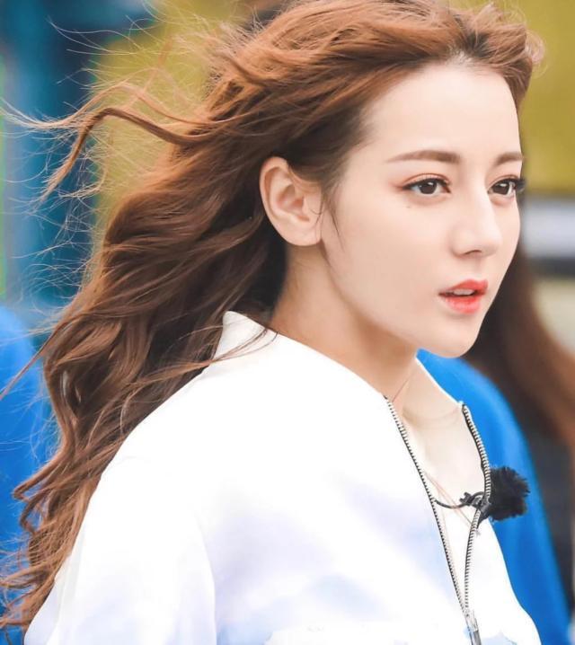 眼尾上翘的女人漂亮吗,拥有这几种眼型的女生-相术-荣耀易学