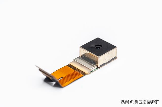 近期发布的诺基亚lumia930，这么好看的手机为什么就卖不动呢