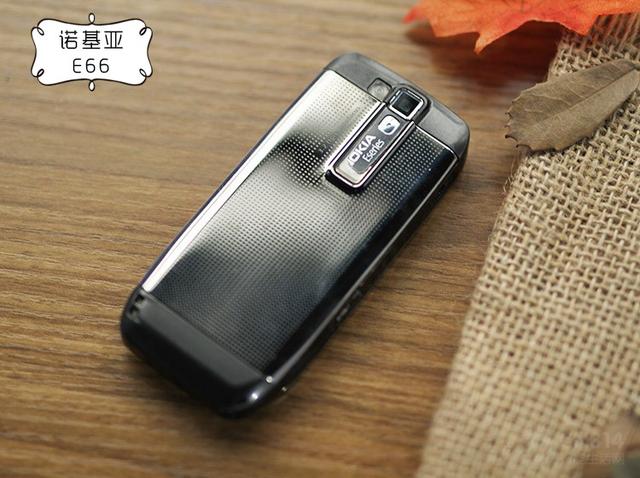 诺基亚全键盘触屏，全键盘的诺基亚手机有哪些型号（“硬核”全键盘诺基亚E系列来打脸了）