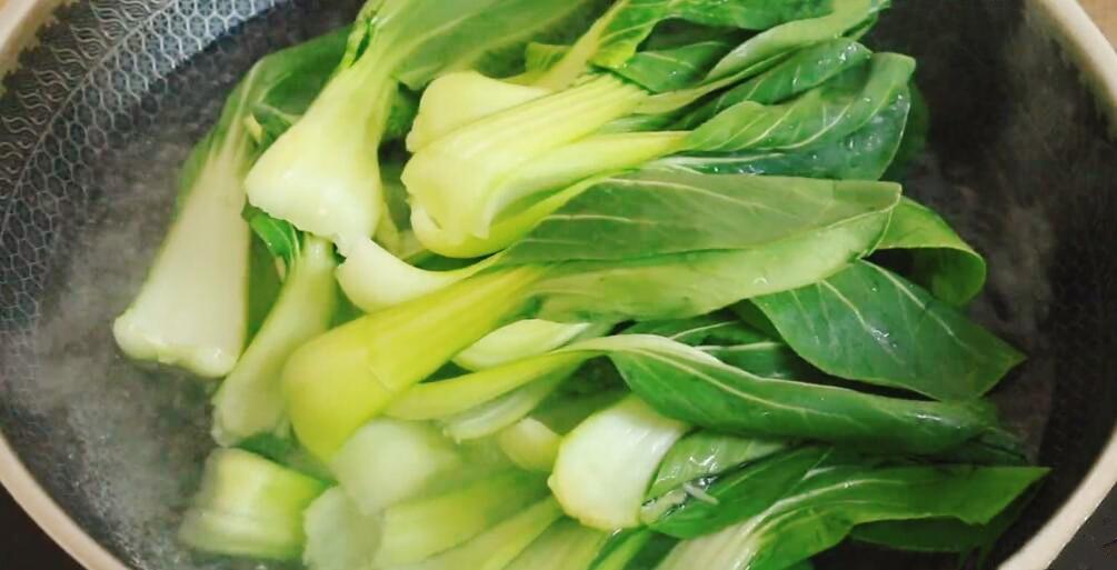 图片[3]-【素馅包子】做法步骤图 包子松软鲜香 一点也不发黄-起舞食谱网