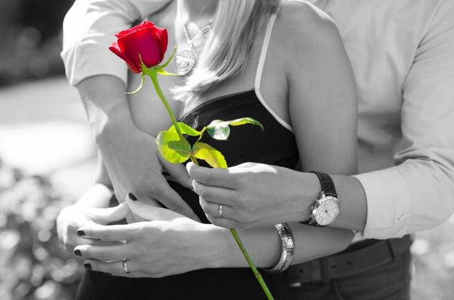 qq空间七夕留言,经典唯美七夕祝福留言(段子手们神一般的评论) qq空间七夕留言,经典唯美七夕祝福留言(段子手们神一般的评论)