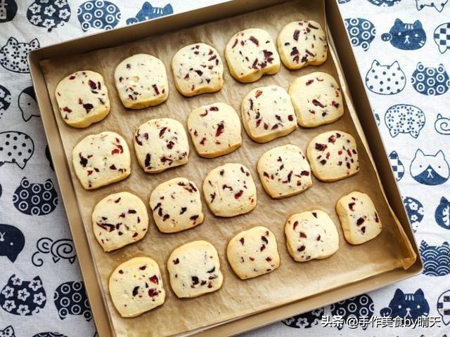 做蔓越莓饼干用什么粉，做蔓越莓饼干用什么粉最好（有面粉就能做甜点）