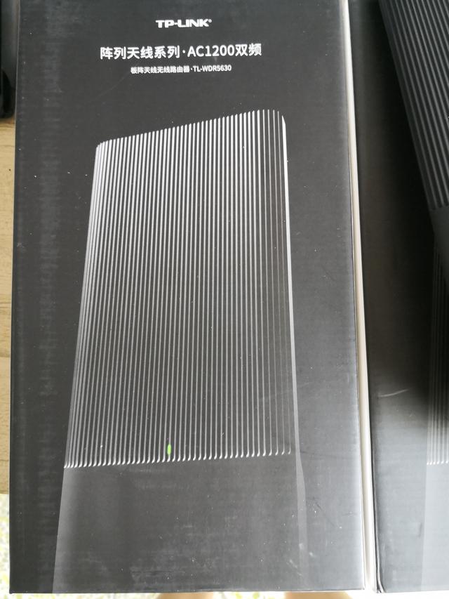 手机登录路由器方法，手机登陆路由器的方式（手机设置无线路由器方法教你一分钟学会WIFI上网）