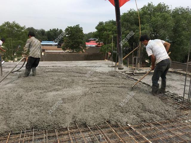 一方沙配多少包水泥，一立方沙配多少水泥（一方混凝土要多少砂石、水泥）