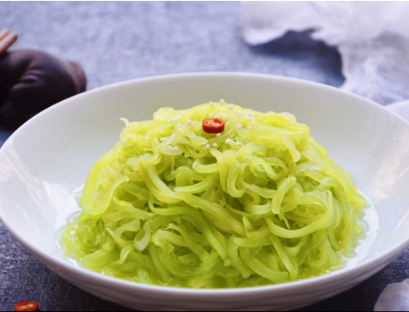 莴苣凉拌之前要用热水焯一下吗，凉拌莴苣需要焯水（难怪莴笋不脆爽不好吃）