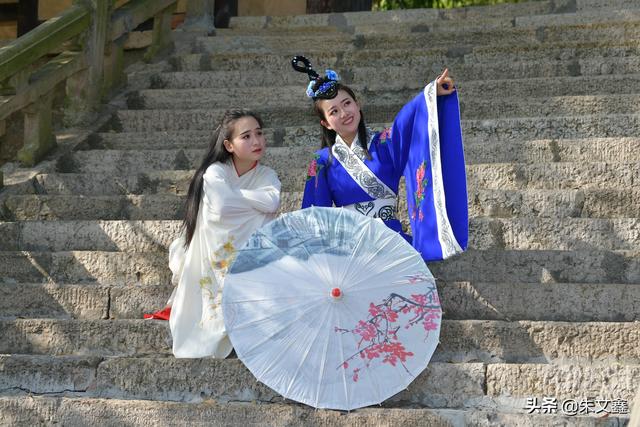 王昭君故里在哪里，王昭君故里在哪里秭归（走进昭君故里）