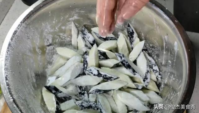 风味茄子的做法，风味茄子的做法图片（正宗鲁菜家常菜风味茄子的正确做法）