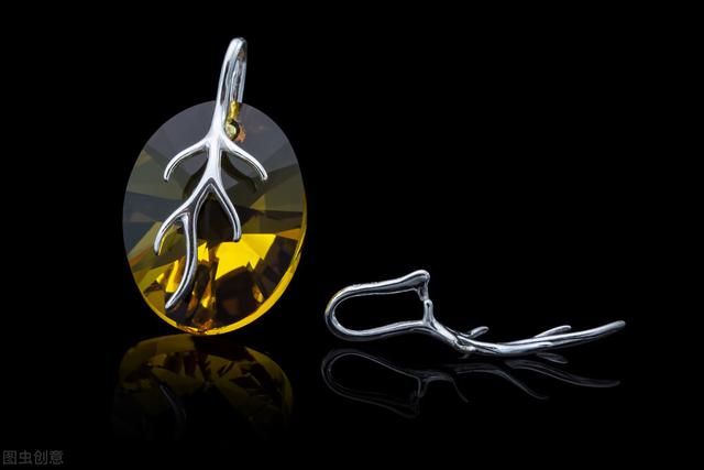 swarovski是什么牌子，swarovski是什么档次（怀揣造钻石的愿景却一直生产“假货”）