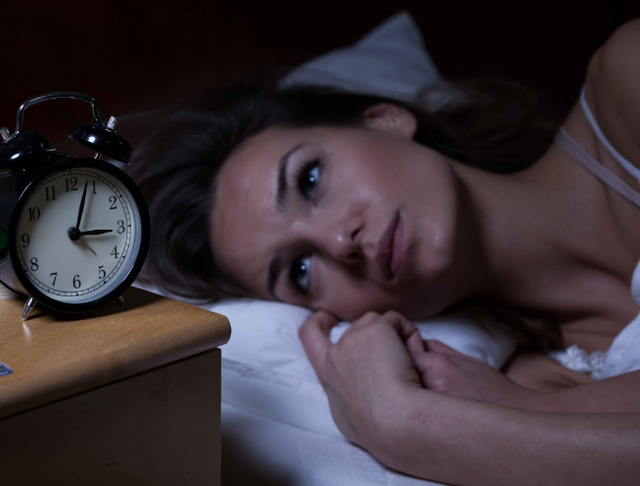 如何告别失眠，如何避免失眠（医生：6大妙招助你告别失眠）