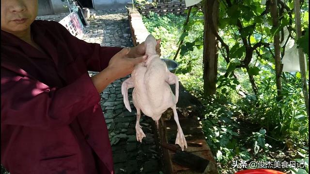 如何在家就能去腿毛，怎样在家就能去腿毛（大厨分享三十年褪鸭毛最实用的经验）