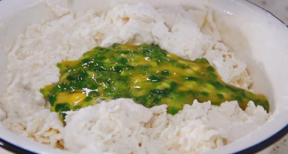 图片[3]-【葱花薄饼】做法步骤图 5分钟解决早餐 真香-起舞食谱网