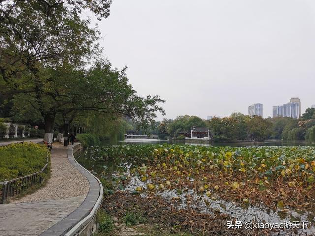 包青天是哪里人，包拯包青天是一个人吗（历史上著名的包公包青天长眠之地原来在这里）