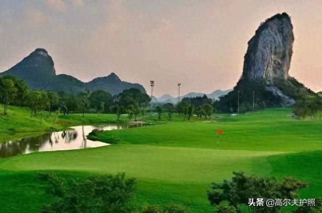 桂林山水高尔夫球场巧夺天工，惊艳双眼！
