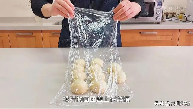 芝士香葱面包的做法窍门，好吃简单的葱香芝士面包