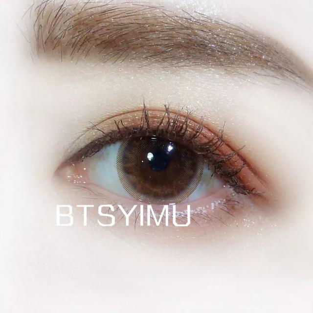 隐形眼镜为什么会滑片，隐形眼镜为什么会滑片脱落（为什么美瞳会滑片）