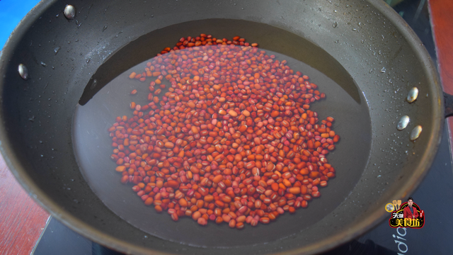 红豆怎么做好吃又简单，红豆这样做太好吃了