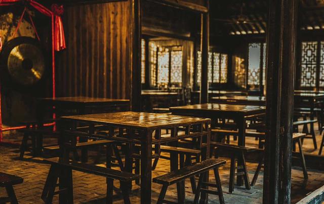 沙家浜茶馆叫什么，沙家浜茶馆叫什么店（原来阿庆嫂的春来茶馆）