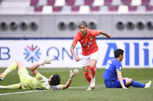 恒大亚冠16强赛程，2017年亚冠赛程表（安井拓也亲手为广州恒大送行）