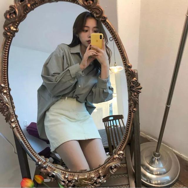 亚洲女生纯情脸，欧美女生性感身材，亚洲魔性笑容（你是高级脸还是纯情脸图片）
