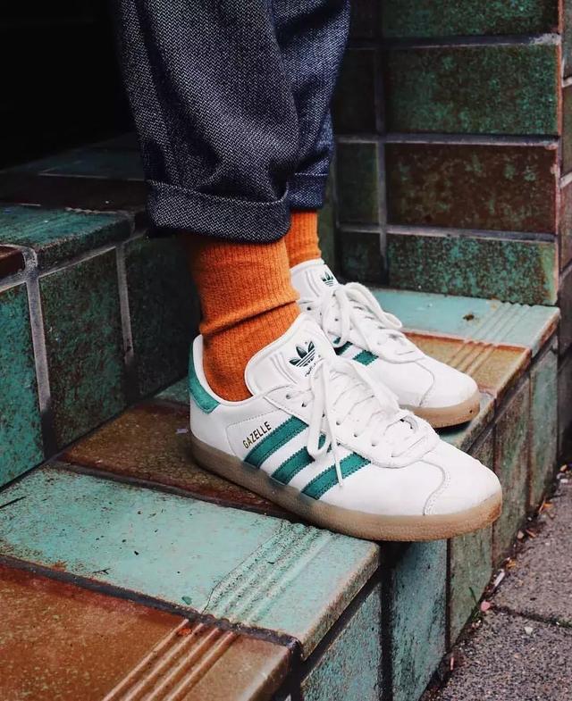 什么叫生胶鞋底，什么叫生胶鞋底胶（只要是钟情复古的）