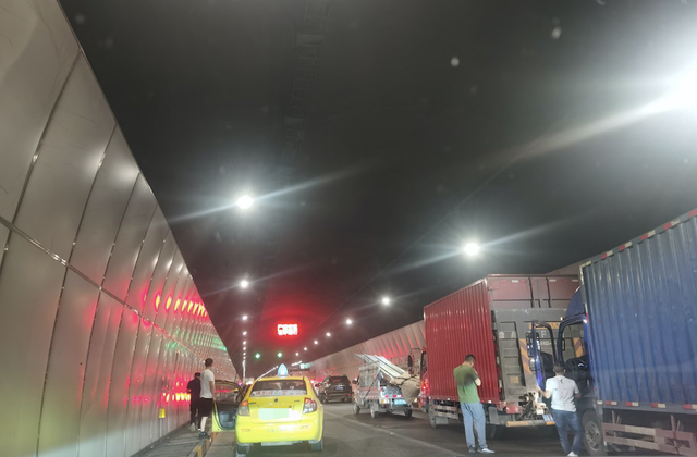 滴滴兼职司机条件，兼职滴滴司机需要什么条件（都是兼职跑滴滴的司机）