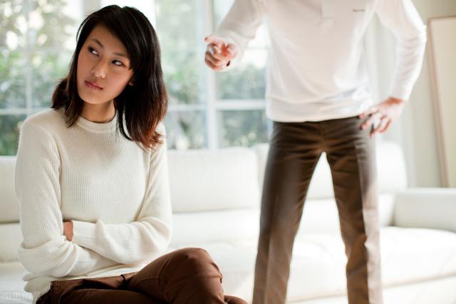 胸变大的快方法，瘦的人怎么丰胸最快（这些事从小做容易变“飞机场”）