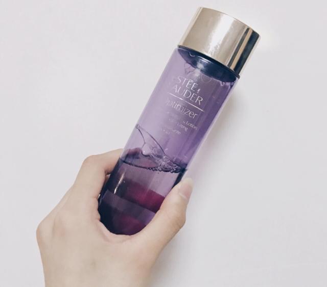 雅诗兰黛红石榴水，雅诗兰黛红石榴水滋润型和清爽型（雅诗兰黛常见的6款精华水）