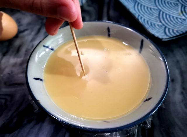 布丁的做法最简易，芒果布丁的做法窍门_芒果布丁的做法大全（教孩子做简易版牛奶布丁）