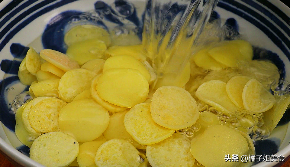 圖片[2]-【青菜炒豆餅】做法步驟圖 簡單易學 健康又美味！-起舞食譜網