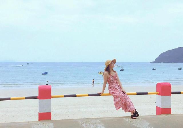 涠洲岛在哪里，涠洲岛和鼓浪屿哪个好玩（这10个地方强烈推荐你去）