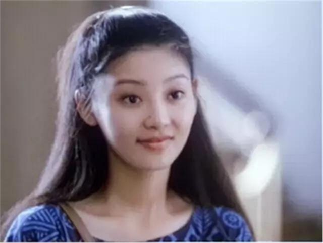 徐帆是怎么认识冯小刚的，为何嫁给了二婚的冯小刚