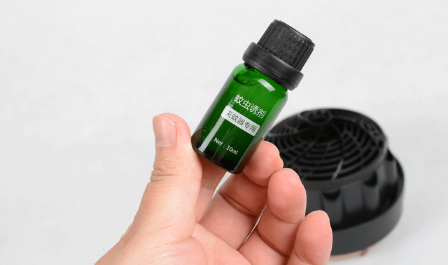 捕蚊灯效果怎么样，捕蚊灯的紫光是紫外线吗（小禾幻影2灭蚊灯の初体验）