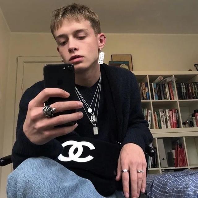 欧美小孩系列头像微信，欧美小孩系列头像（欧美自信男孩女孩头像 收藏版）